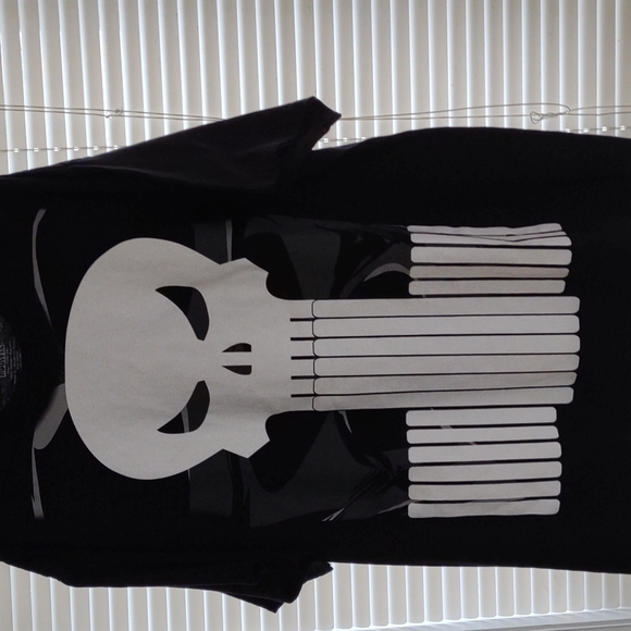 PUNISHER Men's XXL T-SHIRT, Marvel NWOT - Picture 5 of 13